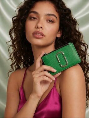 Genuine Marc Jacobs ‘Snapshot Multi Card Wallet’. Brand new!